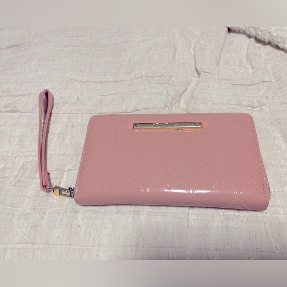 Betsey Johnson Handbags - Betsey Johnson Pink Quilted Heart Wallet